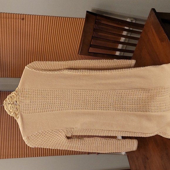 Chicos cardigan Sweater with crochet lattice down the middle. Size 00 - Picture 5 of 12